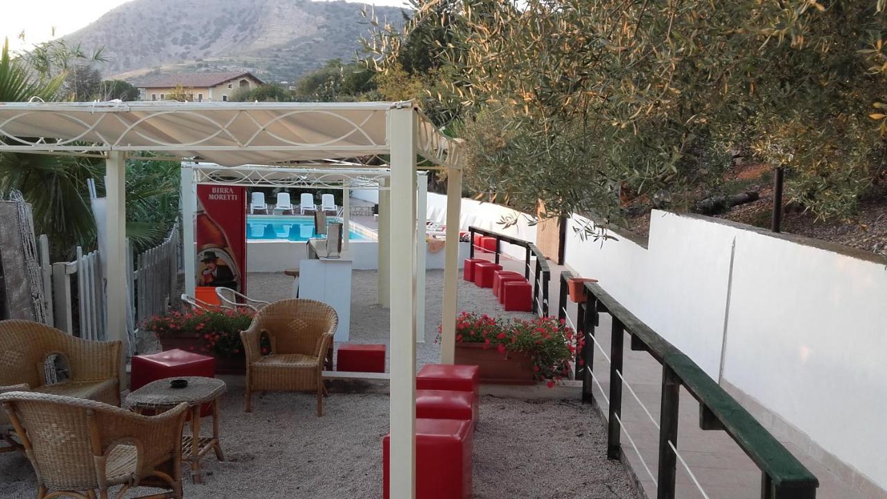 "San Placido Green House" Villa Con Piscina Castel di Iudica Екстериор снимка